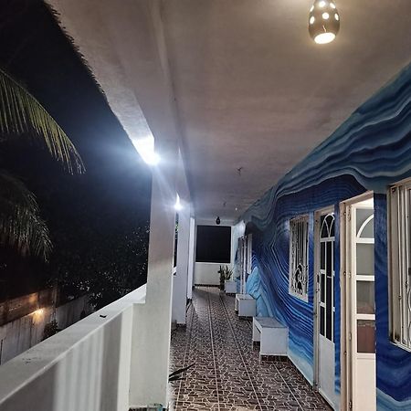 Blue Hotel Бакалар Екстериор снимка