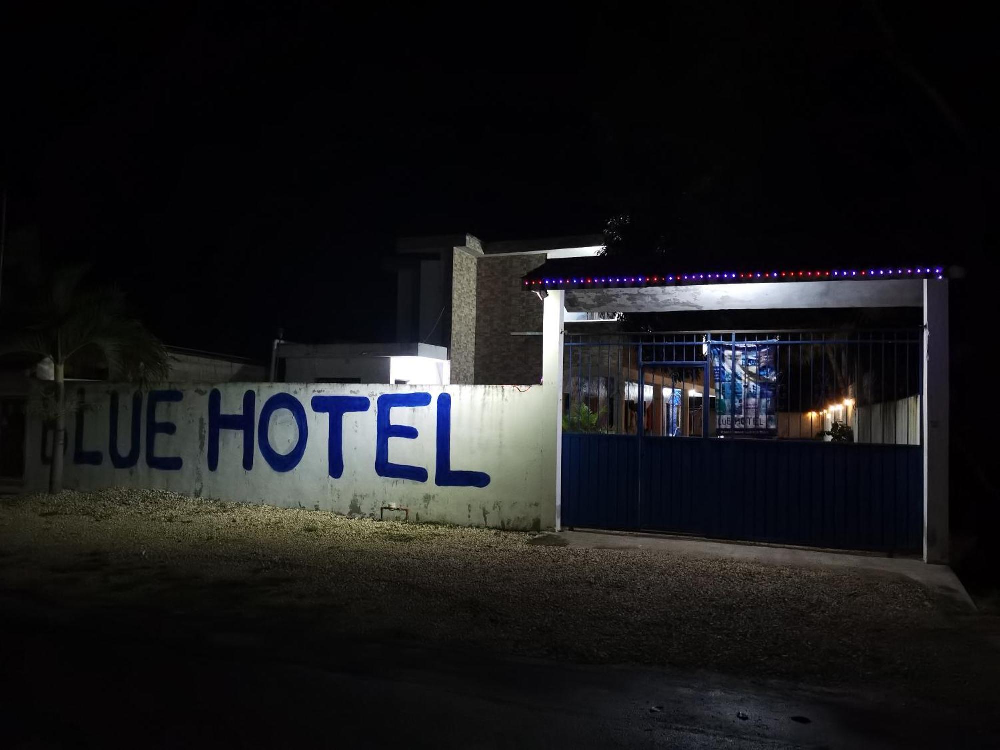 Blue Hotel Бакалар Екстериор снимка