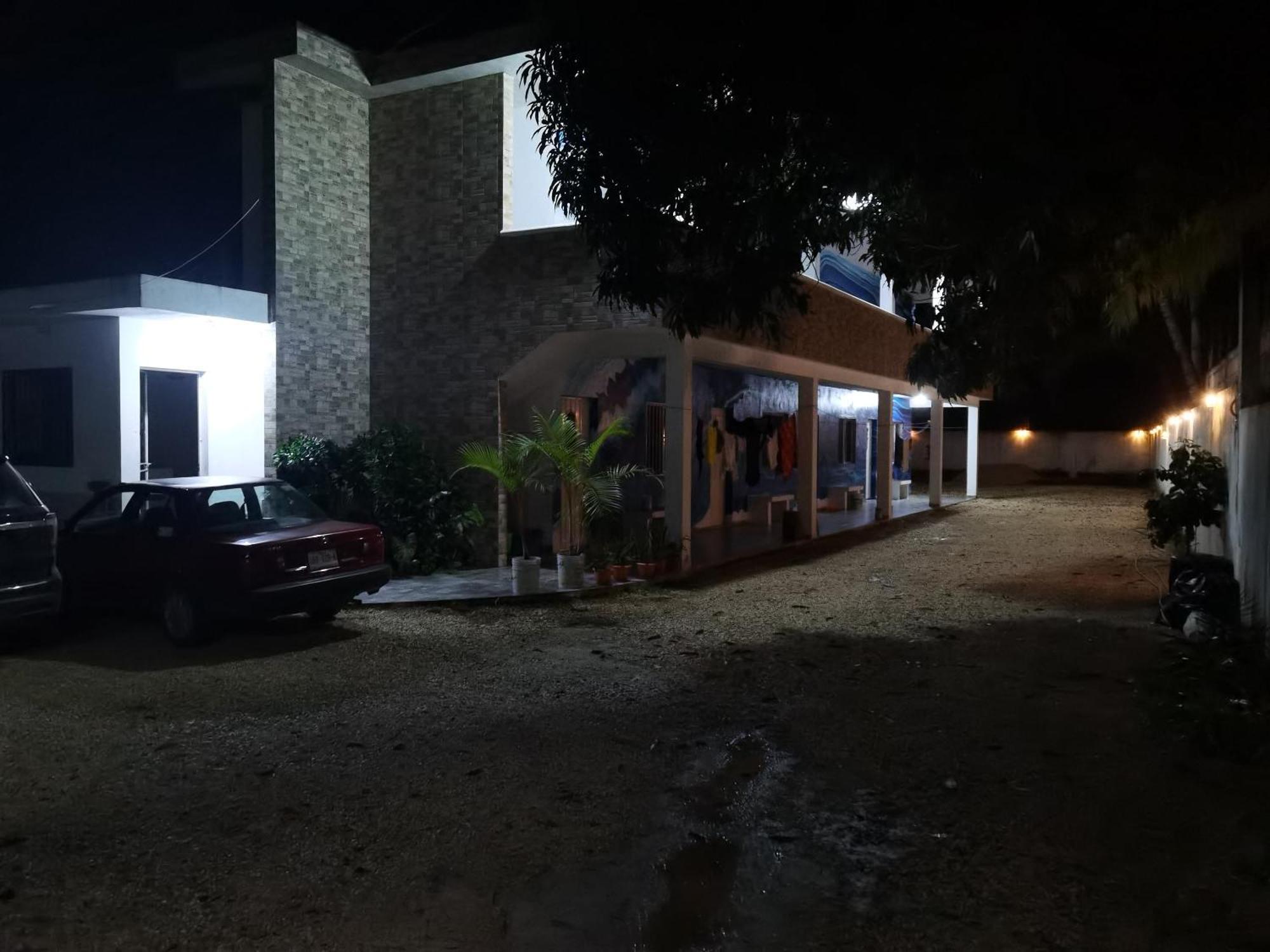 Blue Hotel Бакалар Екстериор снимка
